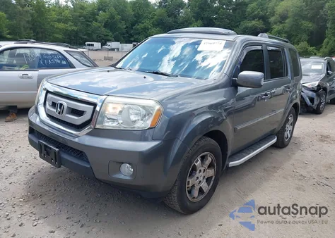 2011 Honda Pilot Touring from USA, damaged, VIN 5FNYF4H9XBB022068